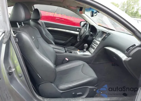 2014 Infiniti Q60 z USA, uszkodzony, nr VIN JN1CV6EL0EM130089
